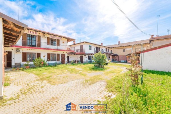 casa indipendente in vendita a Sanfrè