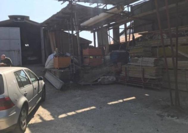 pentavano in vendita a Sanfrè