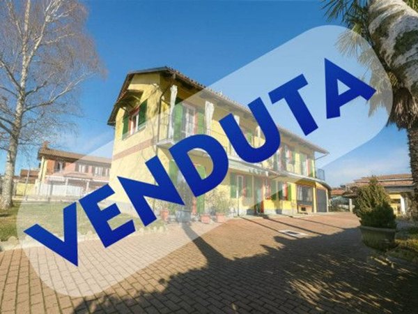 casa indipendente in vendita a Sanfrè