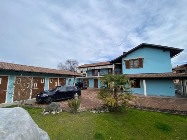 casa indipendente in vendita a Sanfrè