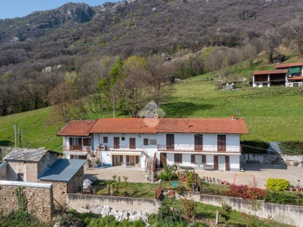 casa indipendente in vendita a Sanfront