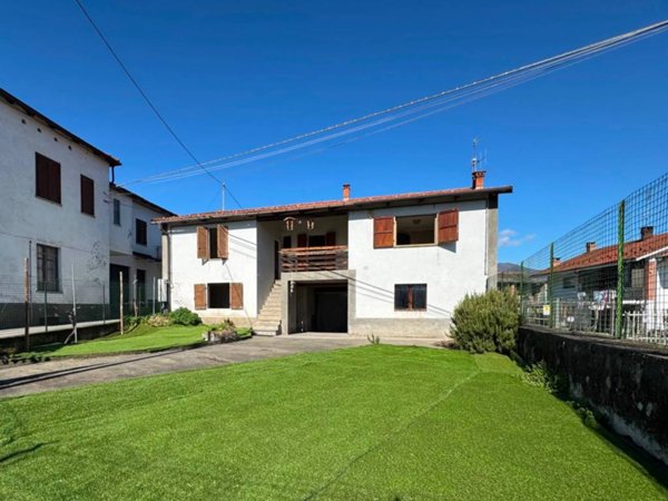 casa indipendente in vendita a Sanfront