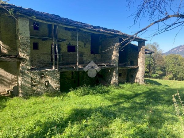 appartamento in vendita a Sanfront