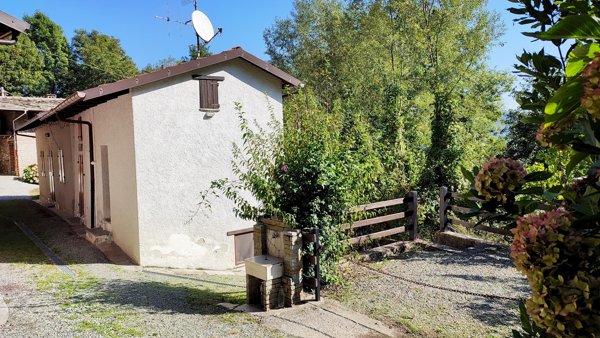 casa indipendente in vendita a Sanfront