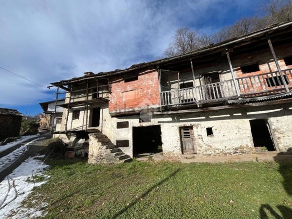 casa semindipendente in vendita a Sanfront