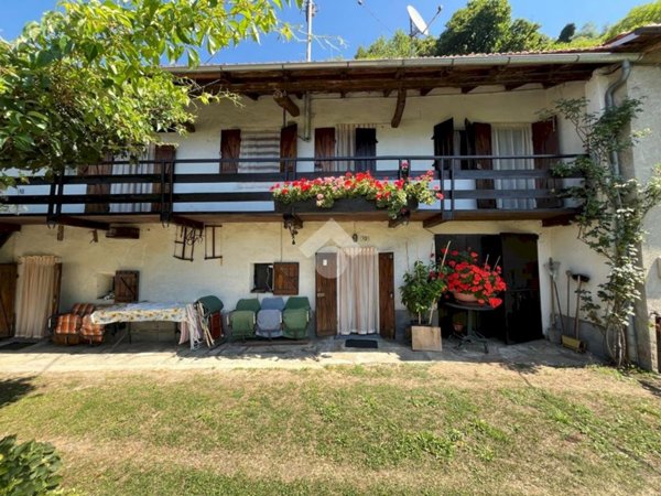 casa semindipendente in vendita a Sanfront