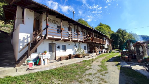 casa indipendente in vendita a Sanfront