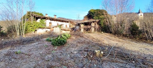 casale in vendita a Sanfront