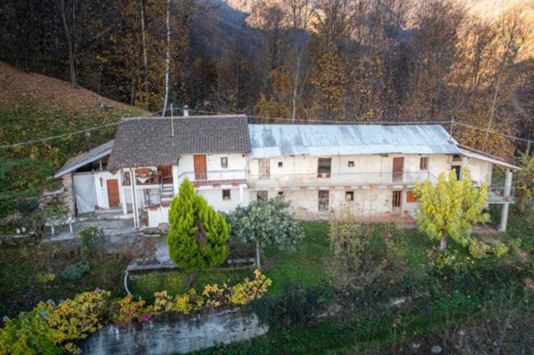 casa indipendente in vendita a Sanfront