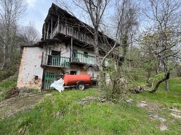 casa indipendente in vendita a Sanfront