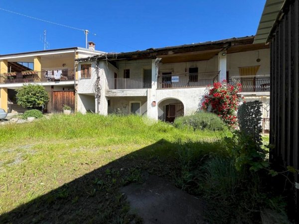 casa semindipendente in vendita a Sanfront