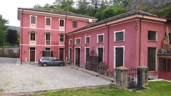 casa indipendente in vendita a Sanfront