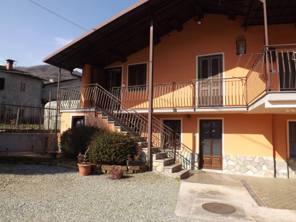 casa indipendente in vendita a Sanfront