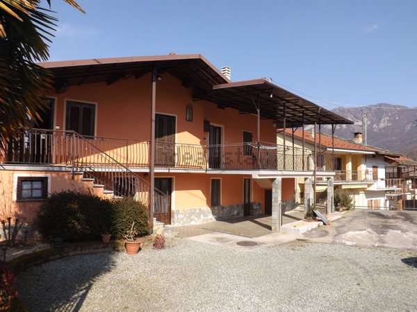 casa indipendente in vendita a Sanfront