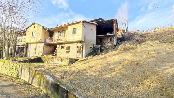 casa indipendente in vendita a Sanfront