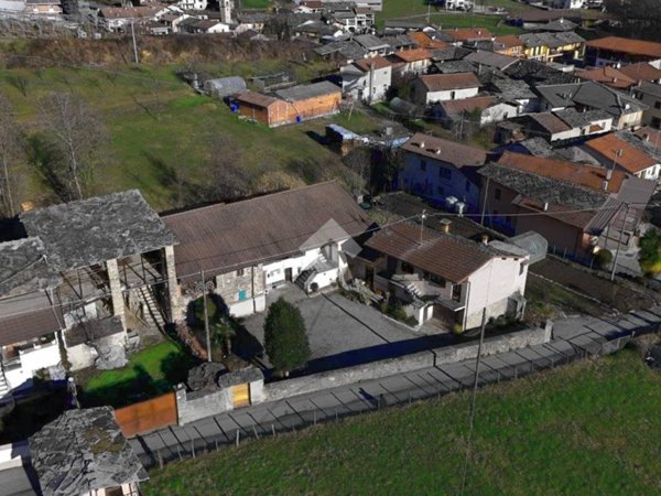 casa indipendente in vendita a Sanfront