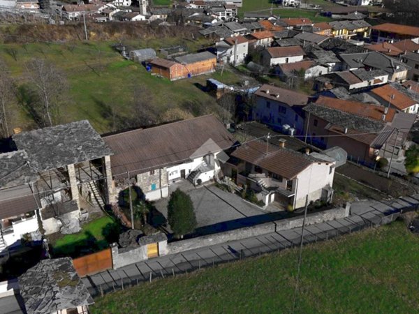casa semindipendente in vendita a Sanfront