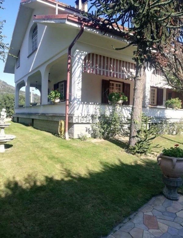 casa indipendente in vendita a Sanfront