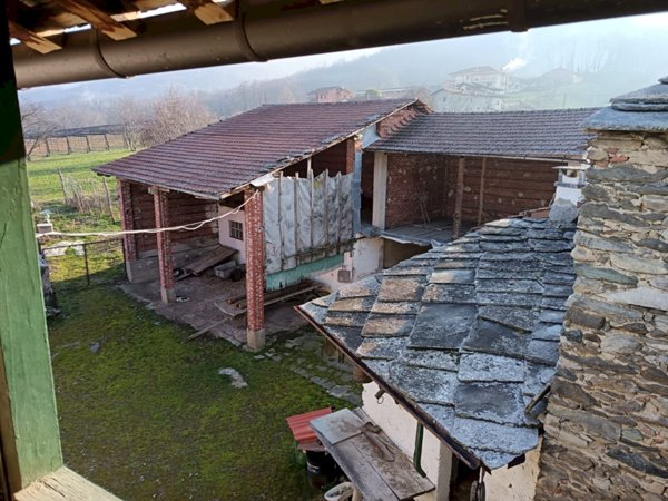 casa indipendente in vendita a Sanfront