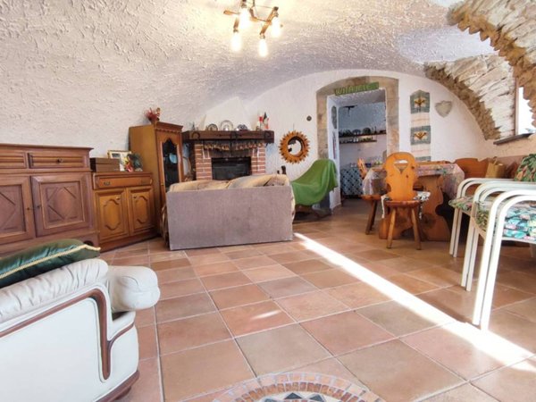 casa indipendente in vendita a Sanfront