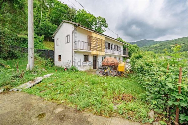 casa indipendente in vendita a Sanfront