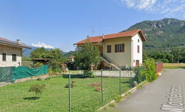 casa indipendente in vendita a Sanfront