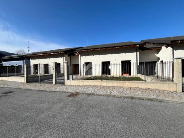 casa indipendente in vendita a Sanfront