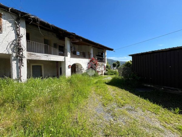 casa semindipendente in vendita a Sanfront