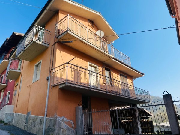 casa semindipendente in vendita a San Michele Mondovì