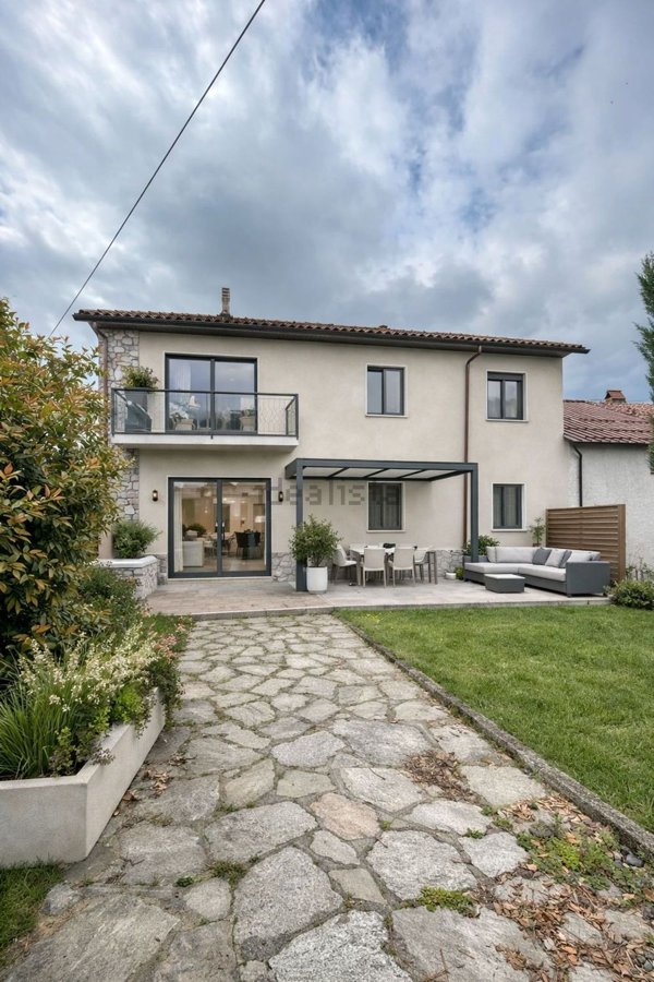 casa indipendente in vendita a San Michele Mondovì