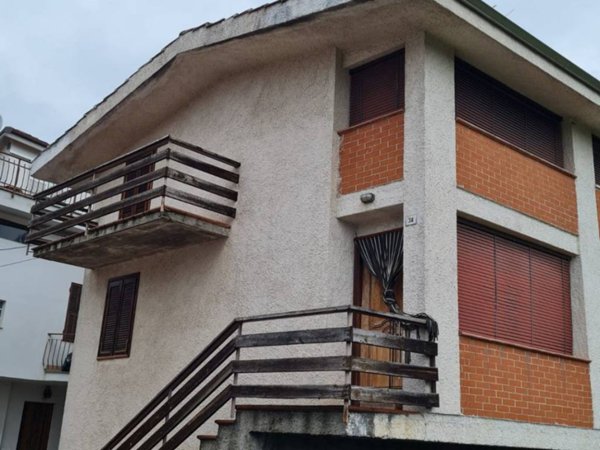 casa indipendente in vendita a San Michele Mondovì
