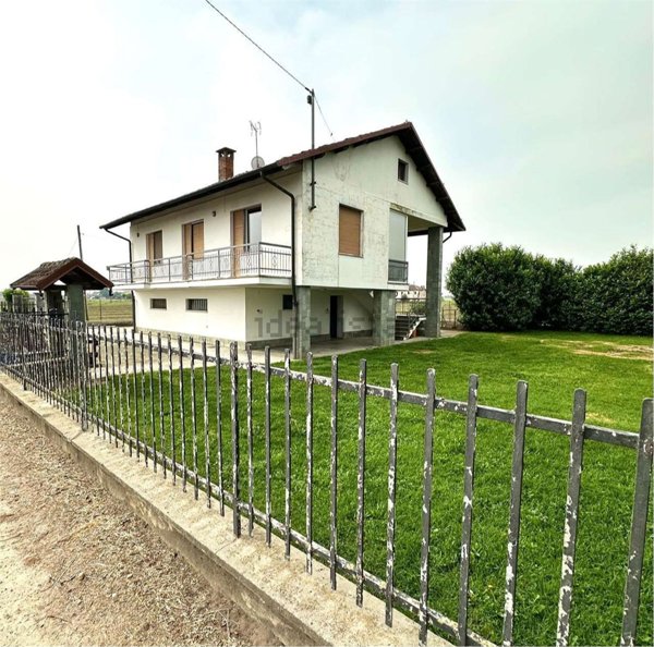 casa indipendente in vendita a Sant'Albano Stura