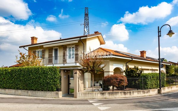 casa indipendente in vendita a Sant'Albano Stura