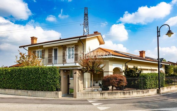 casa indipendente in vendita a Sant'Albano Stura