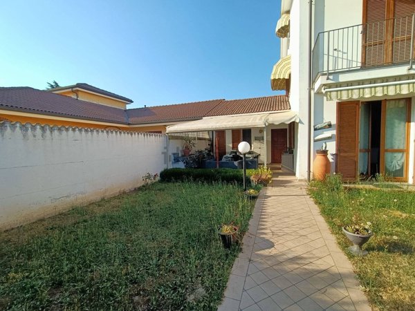 casa indipendente in vendita a Sant'Albano Stura