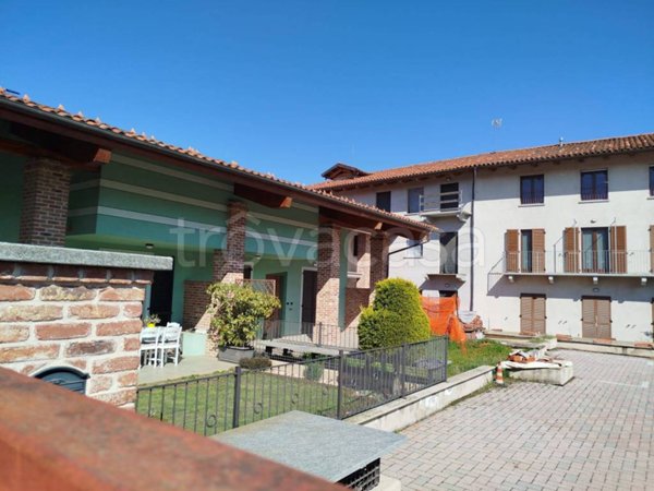 casa indipendente in vendita a Sant'Albano Stura