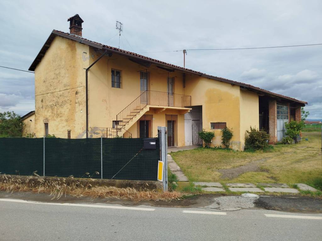 casa indipendente in vendita a Sant'Albano Stura