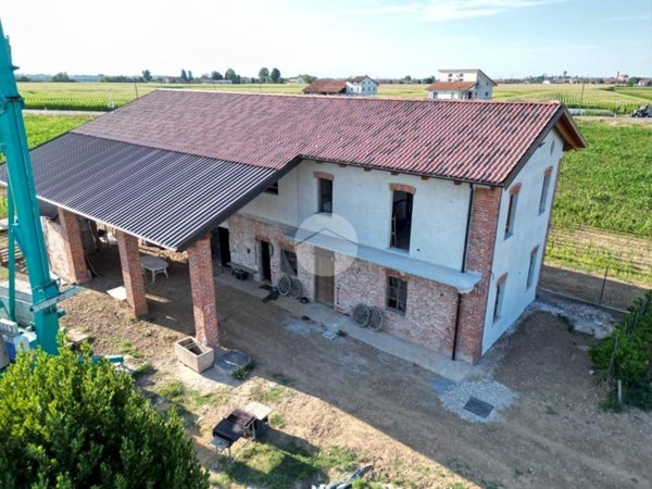 casa indipendente in vendita a Sant'Albano Stura