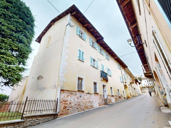 appartamento in vendita a Santa Vittoria d'Alba