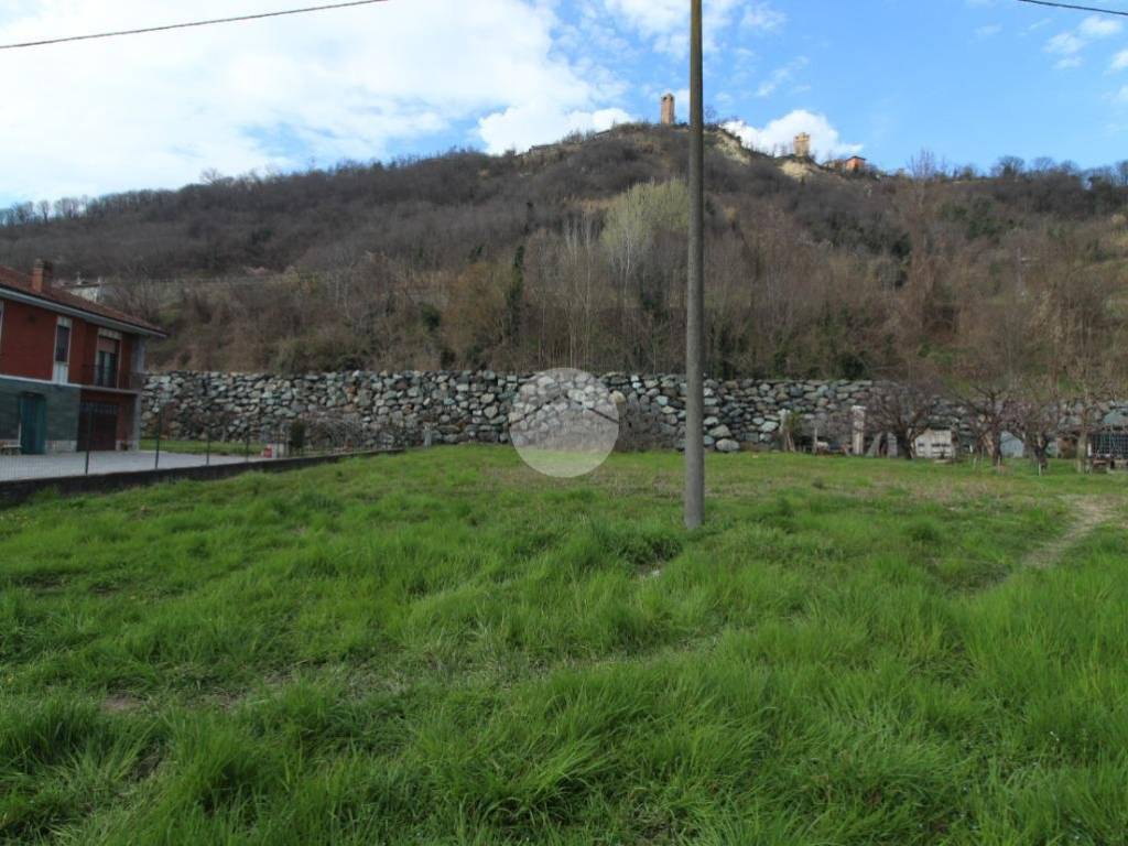 terreno agricolo in vendita a Santa Vittoria d'Alba in zona Cinzano