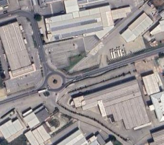 negozio in vendita a Santa Vittoria d'Alba