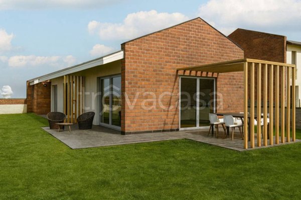 casa indipendente in vendita a Santa Vittoria d'Alba in zona Cinzano