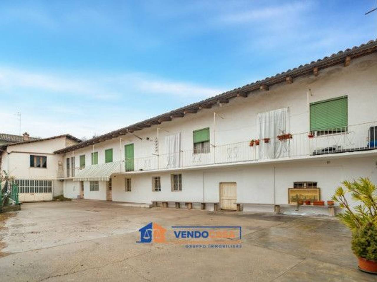 casa indipendente in vendita a Santa Vittoria d'Alba