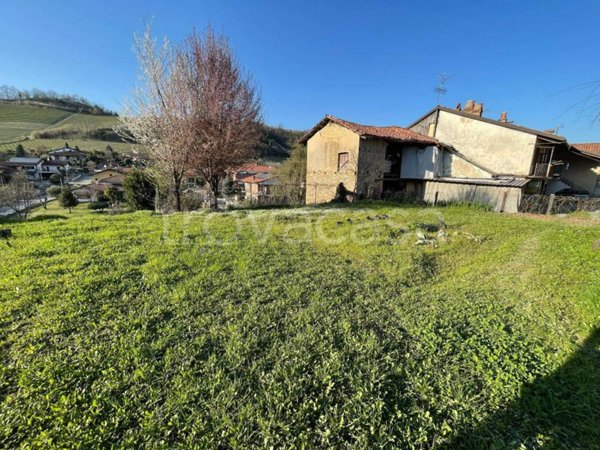 casa indipendente in vendita a Santa Vittoria d'Alba