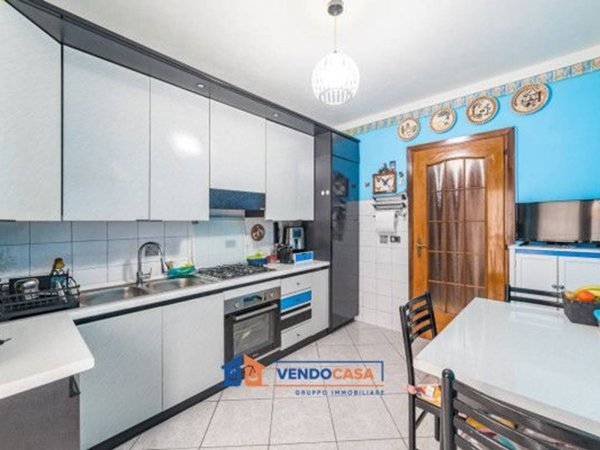 appartamento in vendita a Santa Vittoria d'Alba in zona Cinzano