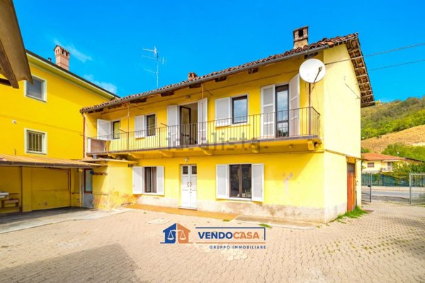appartamento in vendita a Santa Vittoria d'Alba in zona Cinzano