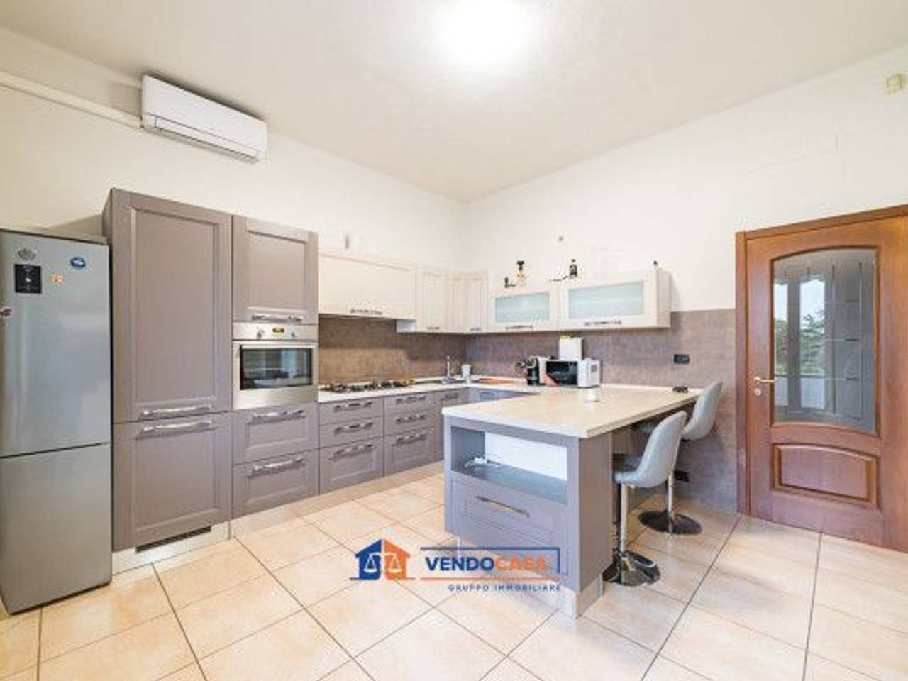 appartamento in vendita a Santa Vittoria d'Alba in zona Cinzano