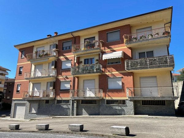 appartamento in vendita a Santo Stefano Belbo