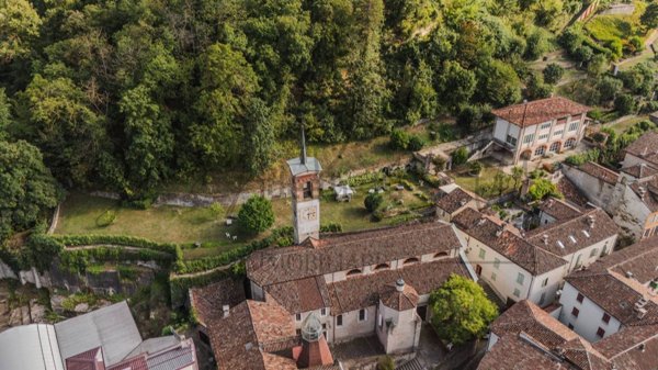 casa indipendente in vendita a Santo Stefano Belbo