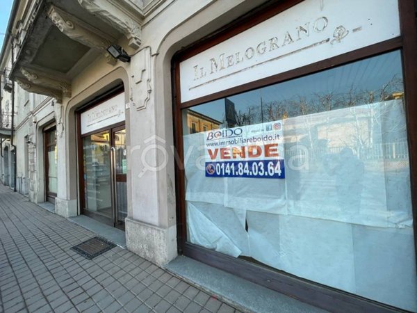 negozio in vendita a Santo Stefano Belbo